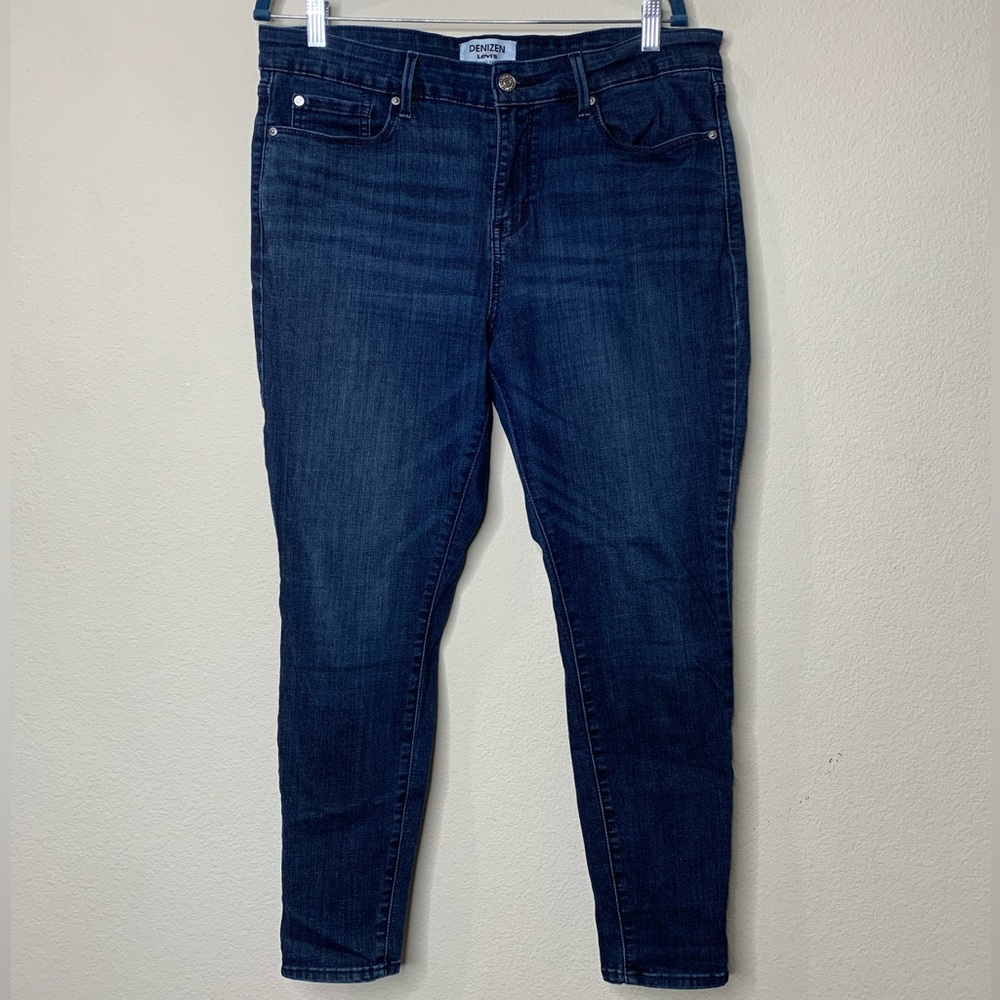 Women’s Denizen from Levi’s Mid Rise Skinny Jeans, Size 14S